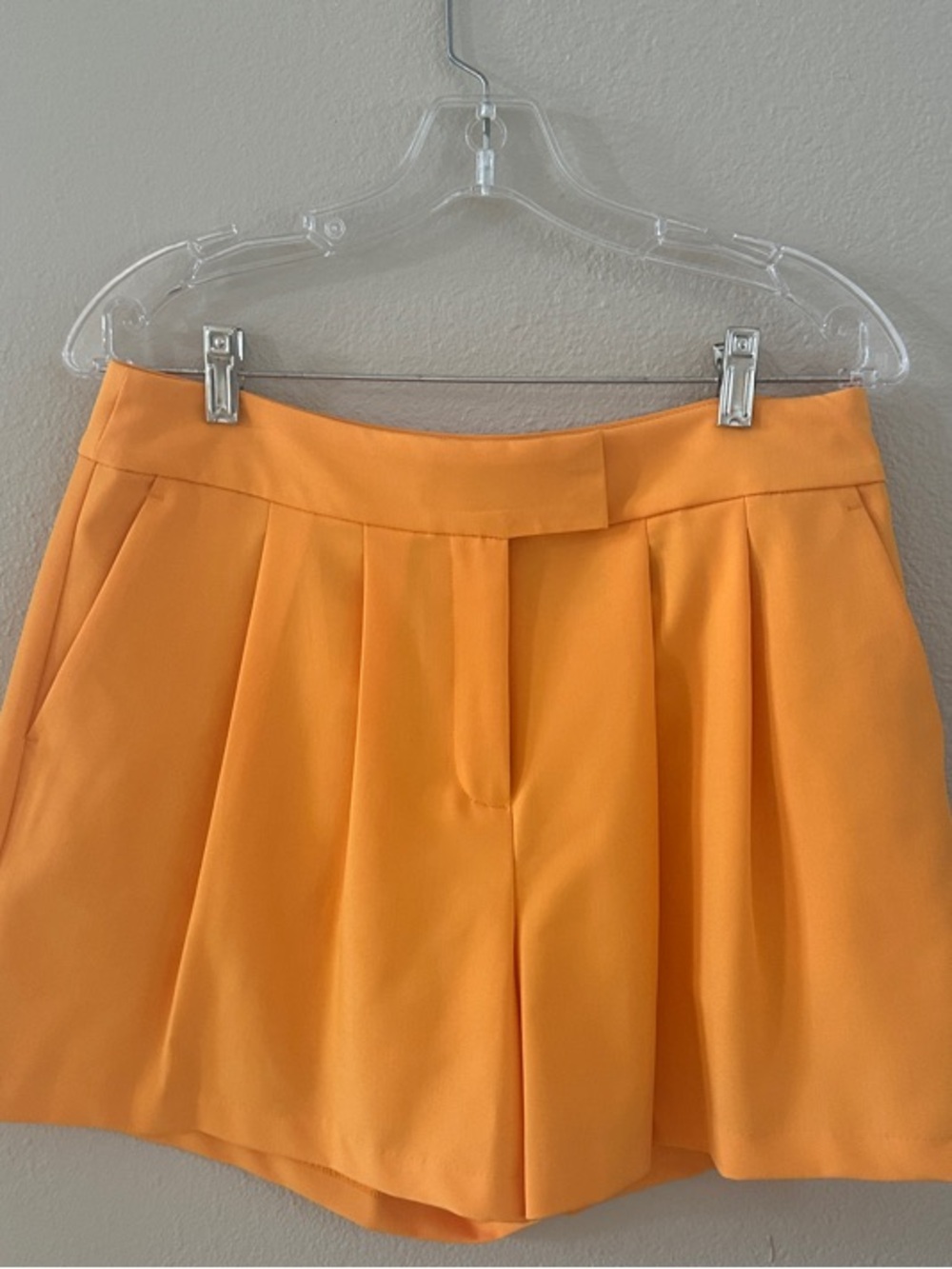 INC Women's High-Waist Pleated Orange Shorts